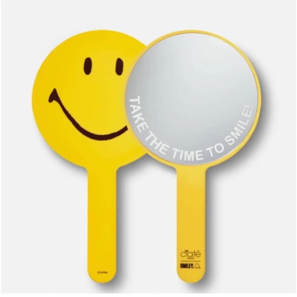 Ciaté London Smiley Hand Mirror New 😊